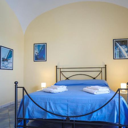 Appartamento Panoramico La Rosa Dei Venti - Maestrale Ischia Kültér fotó